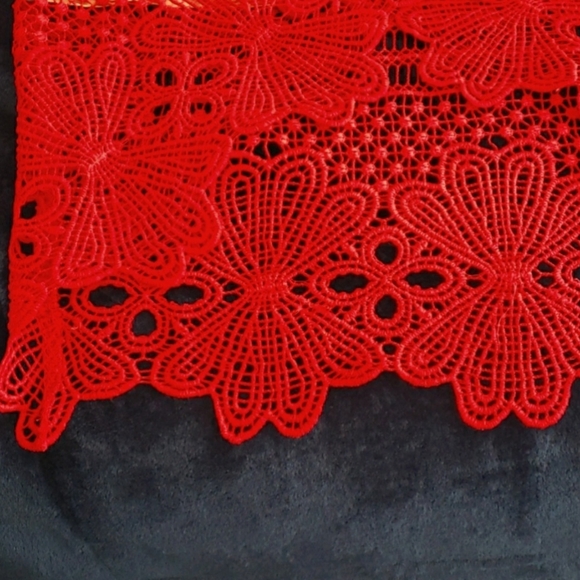 💋Lace Skirt - Picture 2 of 6